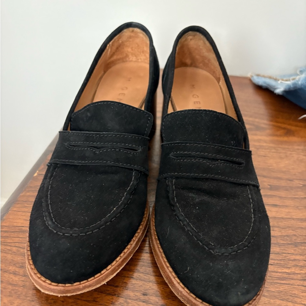 M. Gemi Classic Black Loafers
